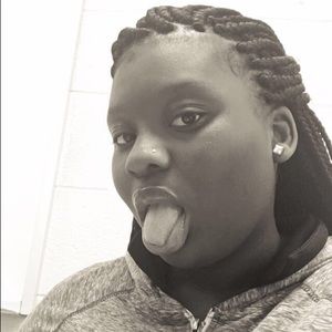 Meet your Posher, Bria